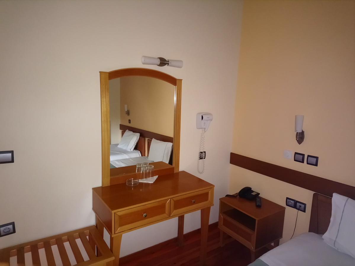 Elikonio Hotel Agia Anna  Luaran gambar