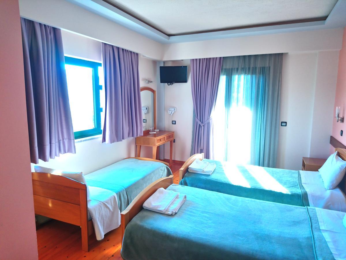 Elikonio Hotel Agia Anna  Luaran gambar
