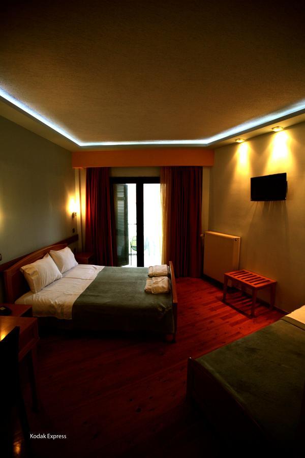 Elikonio Hotel Agia Anna  Luaran gambar