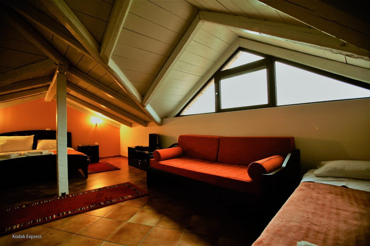 Elikonio Hotel Agia Anna  Luaran gambar